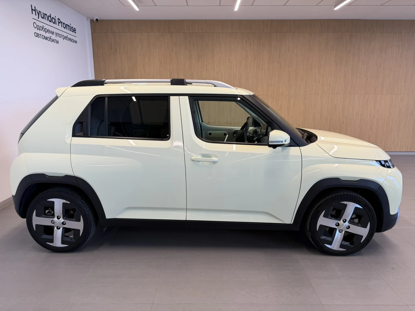 Hyundai Inster PREMIUM 49kWh, снимка 6 - Автомобили и джипове - 55188520