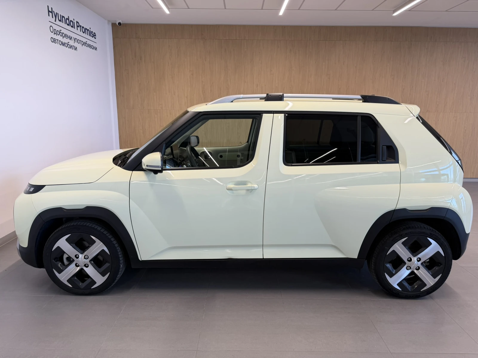 Hyundai Inster PREMIUM 49kWh, снимка 2 - Автомобили и джипове - 55188520