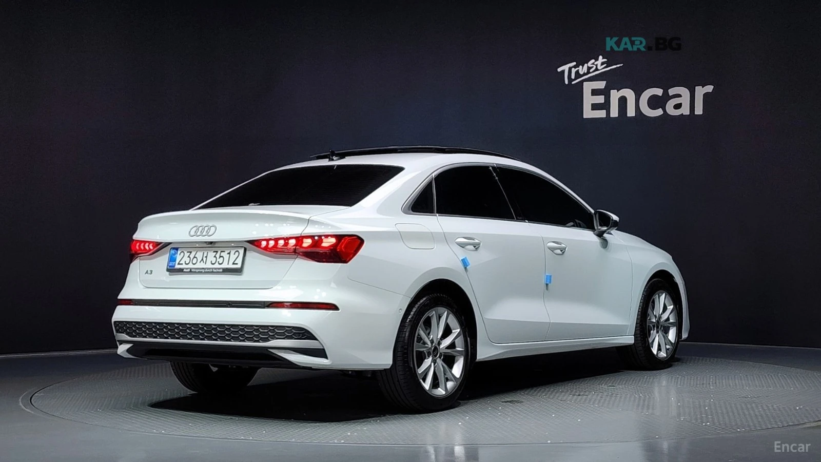 Audi A3 40 TFSI* КОЖА* ПАНО* КАМЕРА, снимка 2 - Автомобили и джипове - 55213131