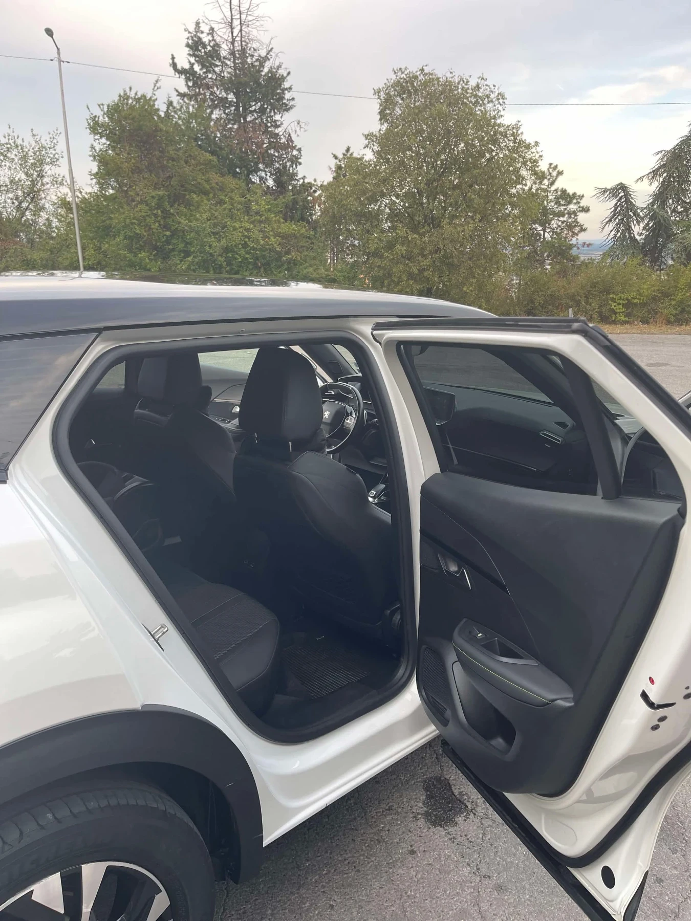 Peugeot 2008, снимка 7 - Автомобили и джипове - 55346965