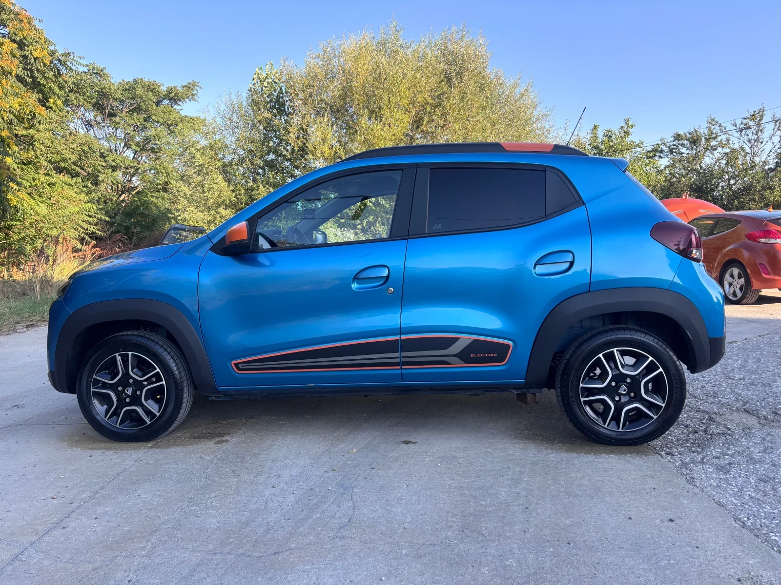 Dacia Spring, снимка 3 - Автомобили и джипове - 55505240