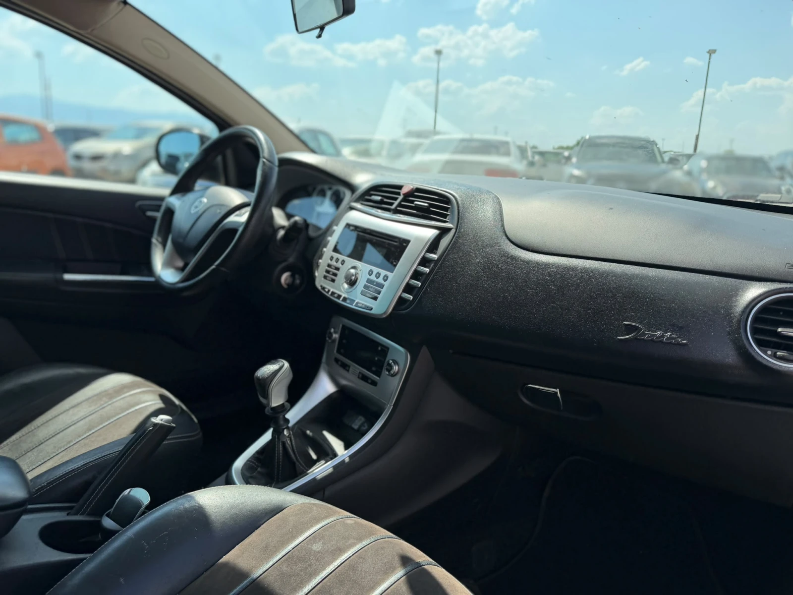 Lancia Delta / 1.4I / 120HP / КОЖА / , снимка 11 - Автомобили и джипове - 55563229