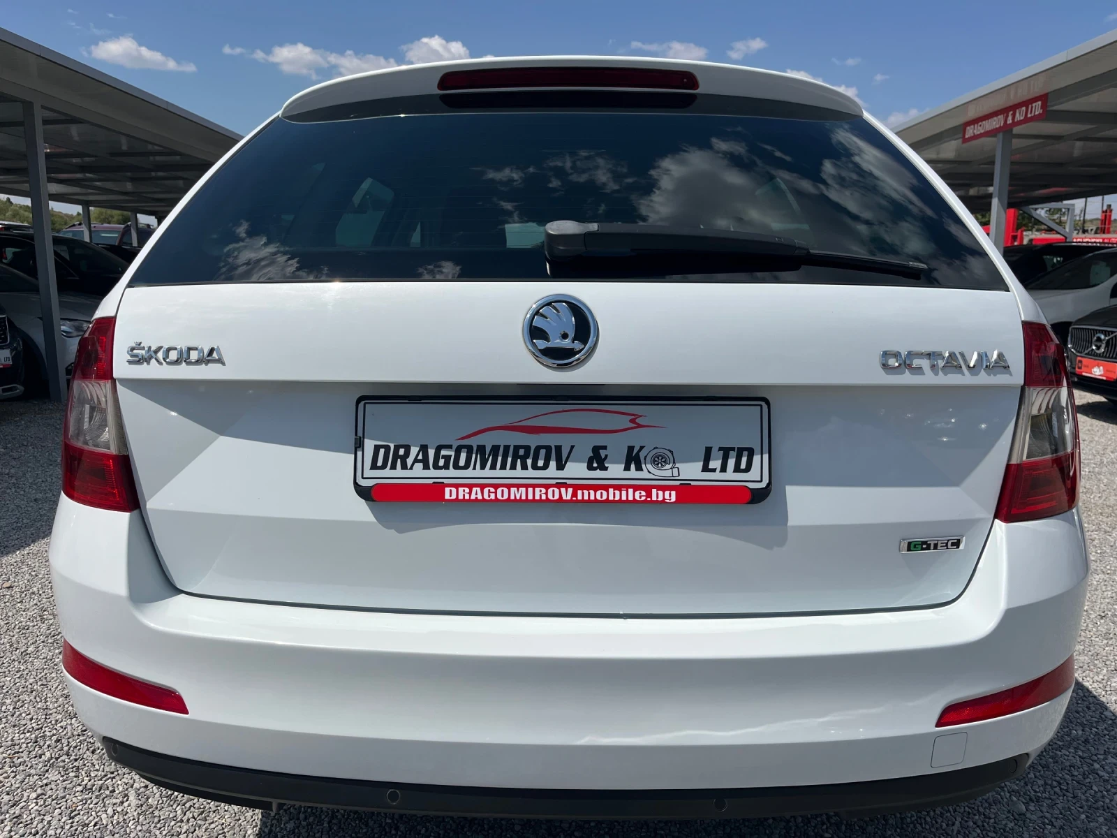 Skoda Octavia 1.4 G-Tec / Distronic, снимка 7 - Автомобили и джипове - 55642601