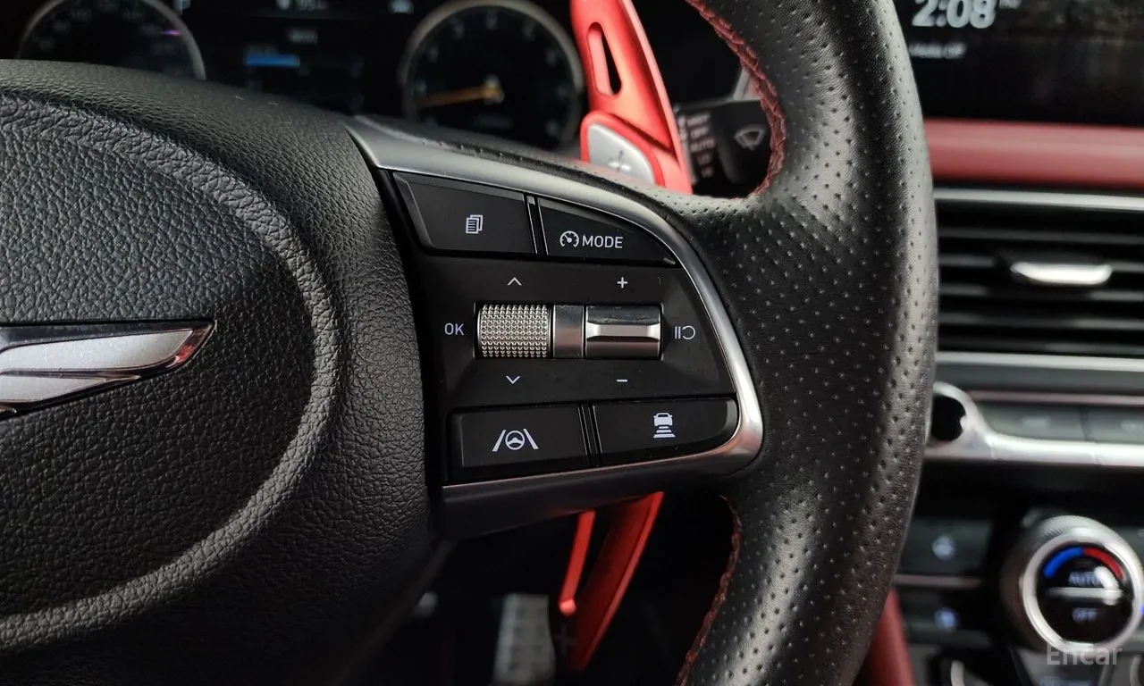 Genesis G70 3.3 T-GDI 4WD / DIGITAL / ОБДУХ / DISTRONIC / HUD, снимка 10 - Автомобили и джипове - 56152722
