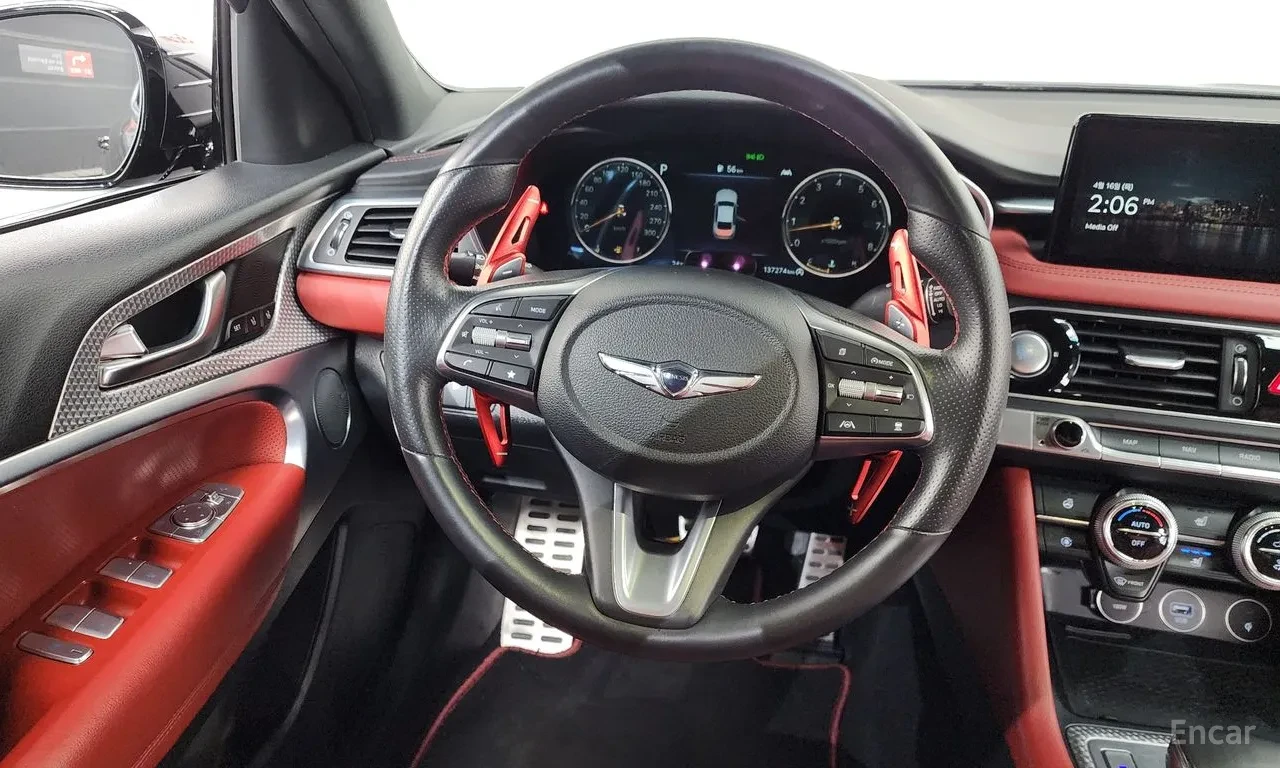 Genesis G70 3.3 T-GDI 4WD / DIGITAL / ОБДУХ / DISTRONIC / HUD, снимка 9 - Автомобили и джипове - 56152722
