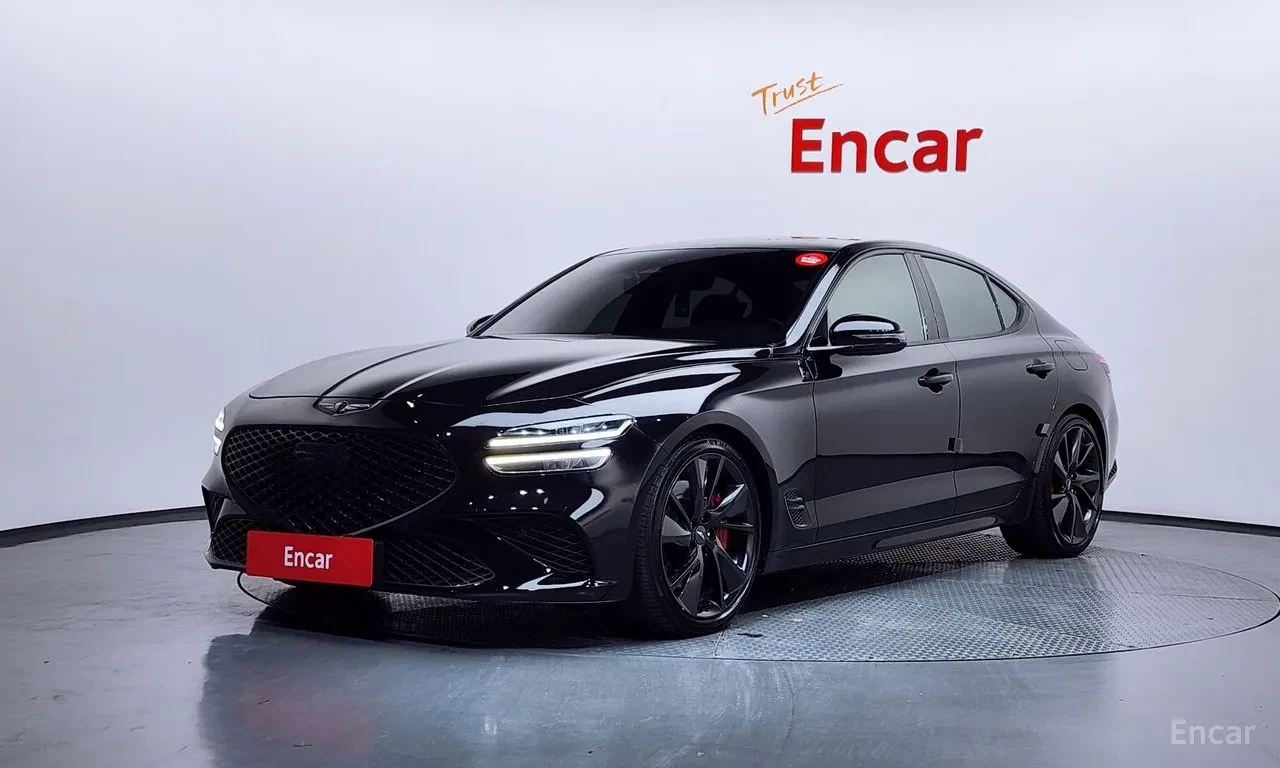 Genesis G70 3.3 T-GDI 4WD / DIGITAL / ОБДУХ / DISTRONIC / HUD