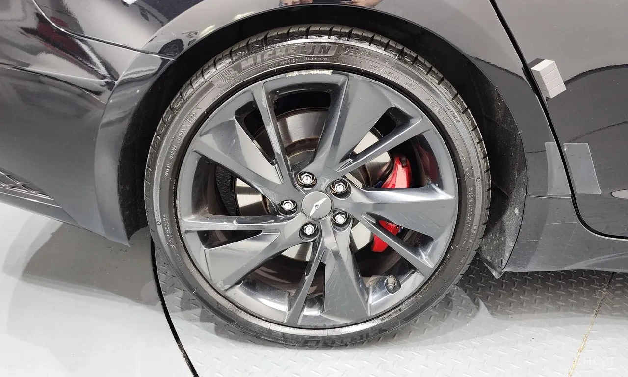 Genesis G70 3.3 T-GDI 4WD / DIGITAL / ОБДУХ / DISTRONIC / HUD, снимка 5 - Автомобили и джипове - 56152722