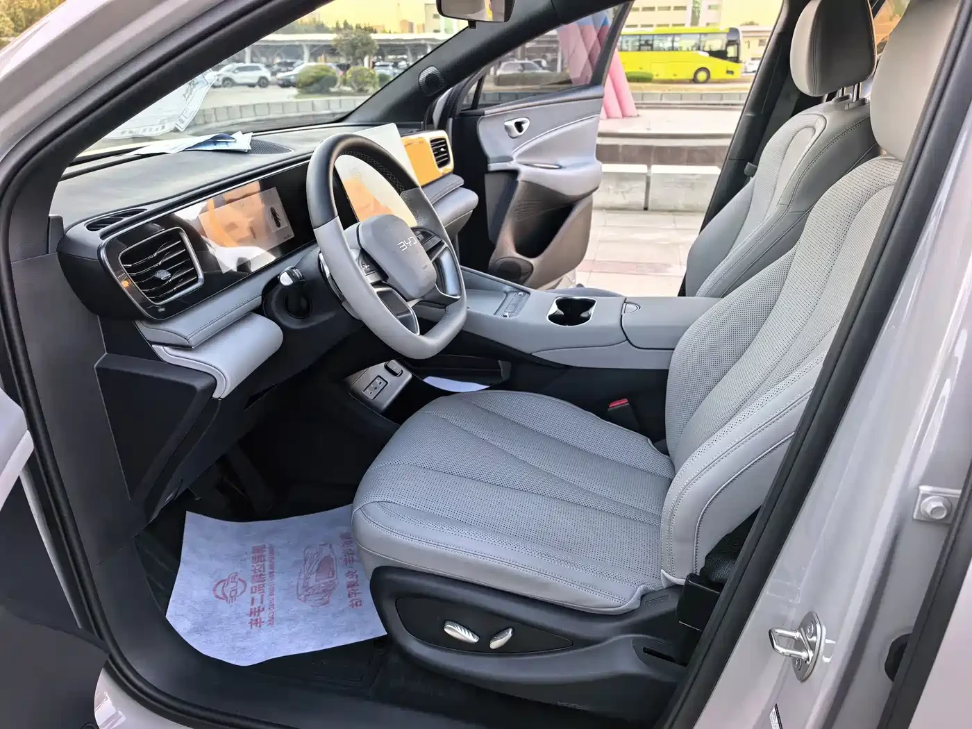 BYD Sealion 06 DM-i Model EV 520 Pilot Edition, снимка 13 - Автомобили и джипове - 56750541