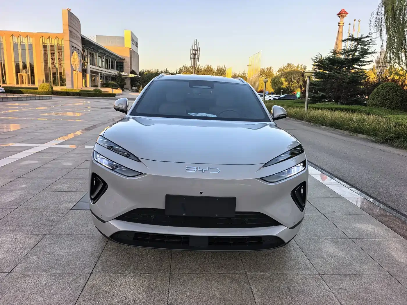 BYD Sealion 06 DM-i Model EV 520 Pilot Edition, снимка 3 - Автомобили и джипове - 56750541