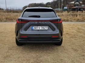 Lexus NX 450 HYBRID* PREMIUM* ПОДГРЕВ* ОБДУХВАНЕ* 360КАМЕРА* , снимка 8