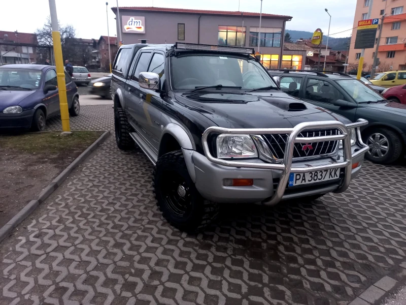 Mitsubishi L200 L200, снимка 2 - Автомобили и джипове - 48274542