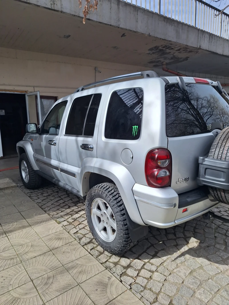 Jeep Cherokee, снимка 8 - Автомобили и джипове - 49553798