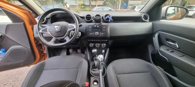 Dacia Duster 1.6 LPG, снимка 7 - Автомобили и джипове - 52473082