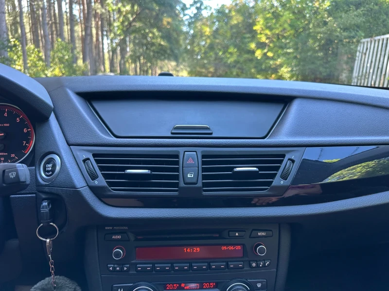 BMW X1 2.8i xDrive, снимка 8 - Автомобили и джипове - 53484781