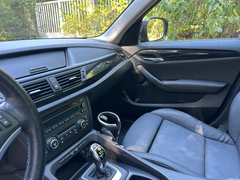 BMW X1 2.8i xDrive, снимка 9 - Автомобили и джипове - 53484781