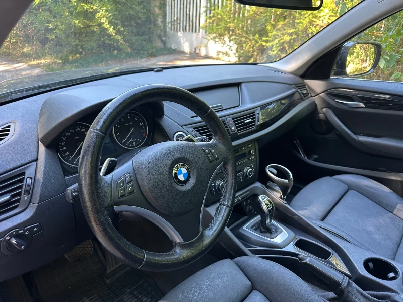 BMW X1 2.8i xDrive, снимка 11 - Автомобили и джипове - 53484781