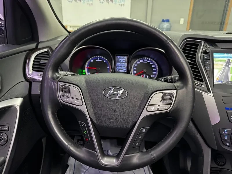 Hyundai Santa fe 2.0 4WD MODERN , снимка 13 - Автомобили и джипове - 55844192