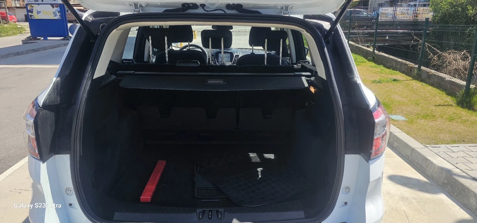 Ford Kuga 2.0 - изображение 9
