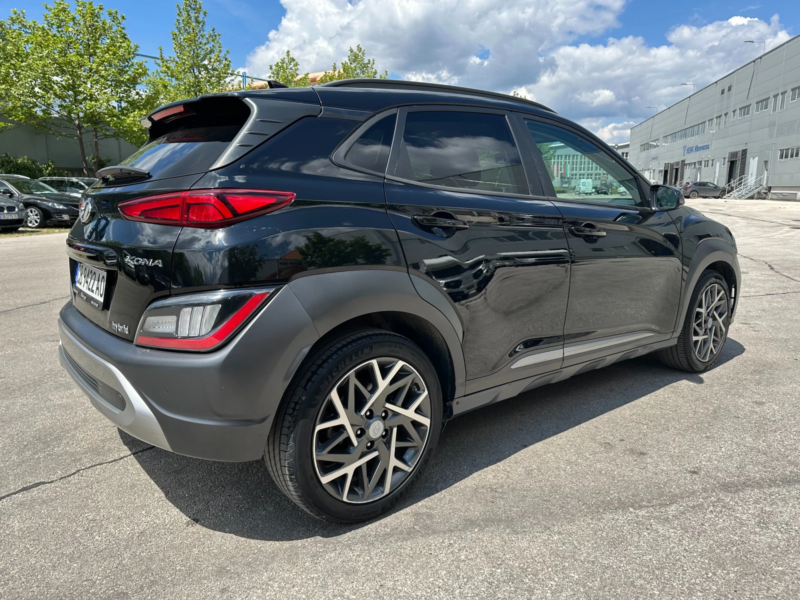 Hyundai Kona 1.6 Hybrid 105 к.с. - изображение 4