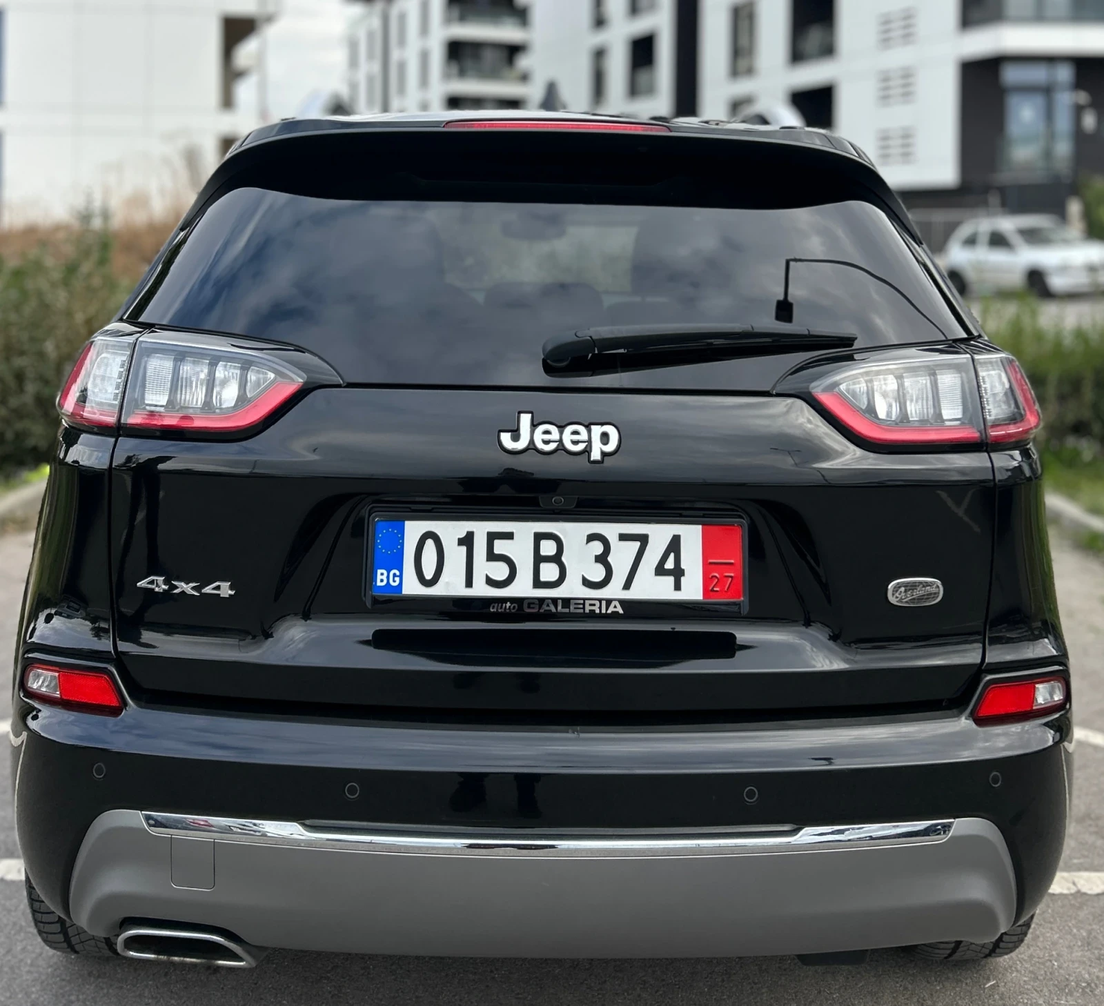 Jeep Cherokee DISTRONIC* КАТО НОВА  - изображение 9