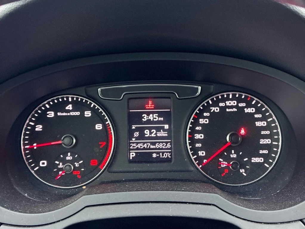 Audi Q3 * Komfort * CARFAX * ���� �� �� | Mobile.bg � ����������� 8