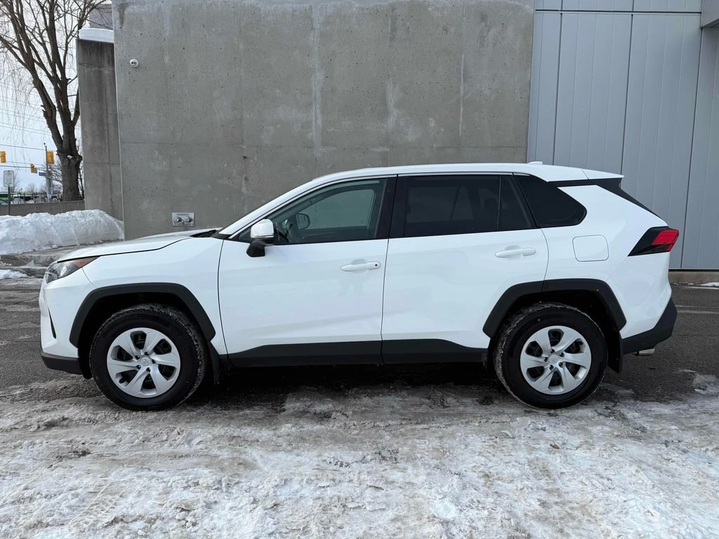 Toyota Rav4 * LE AWD * ПОДГРЕВ * ОТ ПРЕДСТАВИТЕЛСТВО - изображение 2