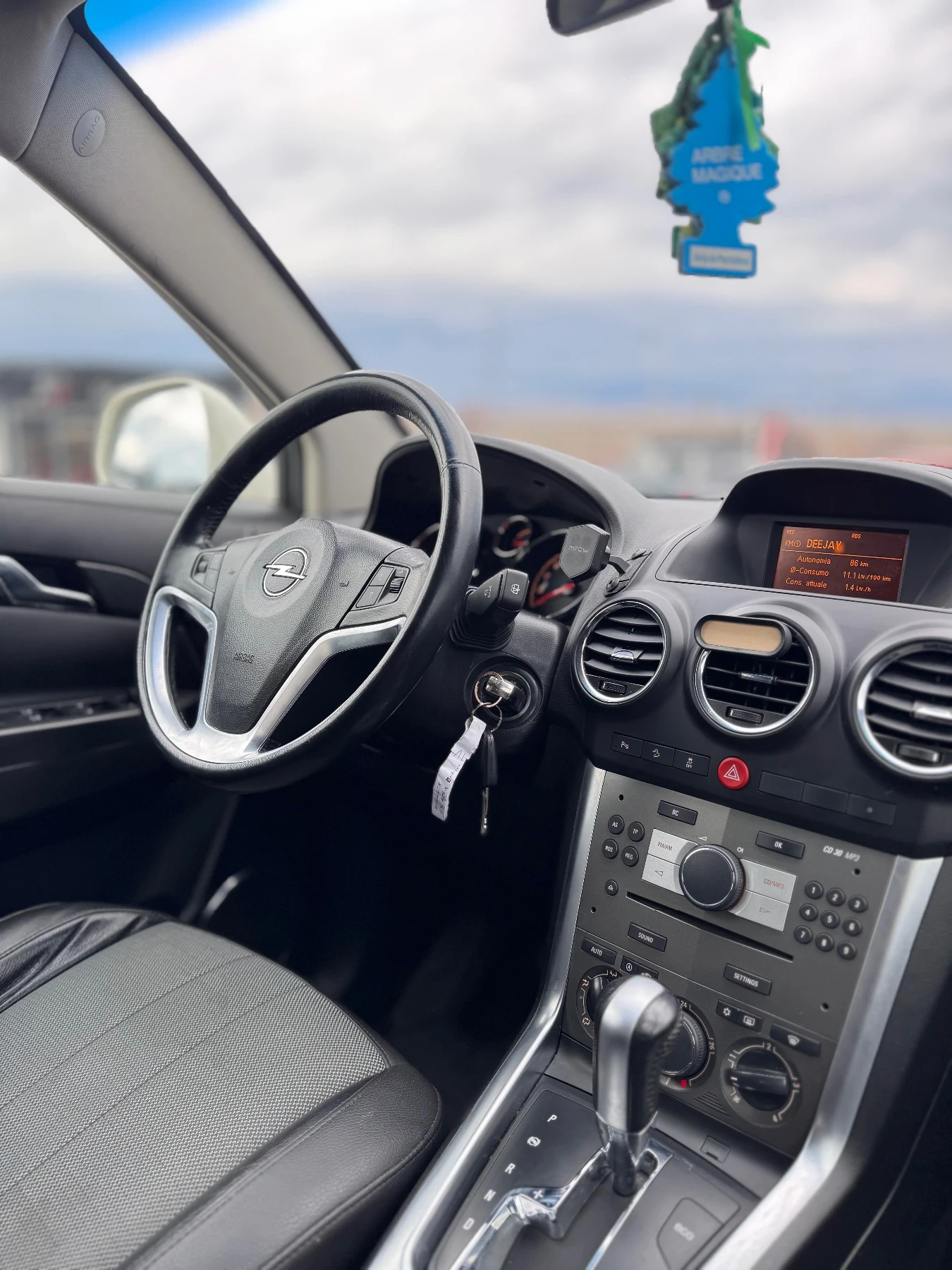 Opel Antara Подгрев/Автомат - изображение 10