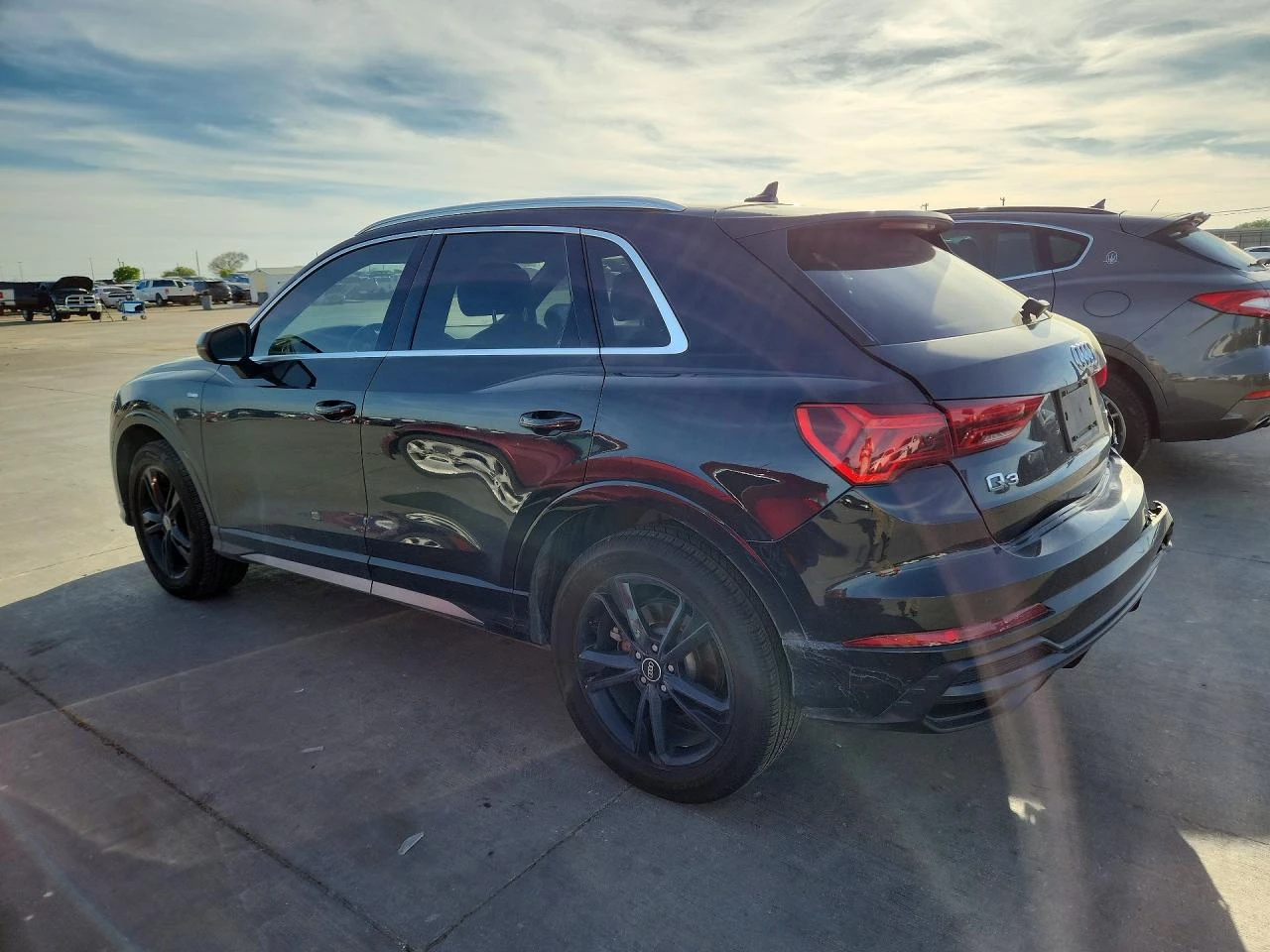 Audi Q3 2.0l Premium Plus S Line 45, снимка 2 - Автомобили и джипове - 54323113