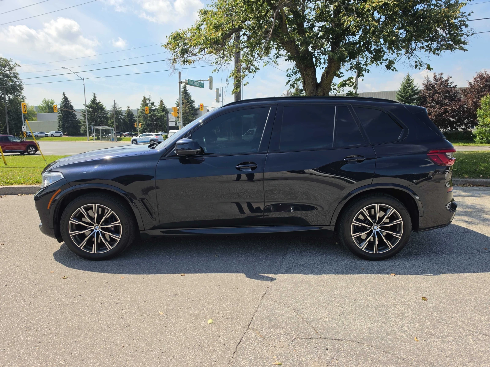 BMW X5 * xDrive40i * CARFAX * ЛАЗЕРИ * HARMAN/KARDON, снимка 2 - Автомобили и джипове - 55830523
