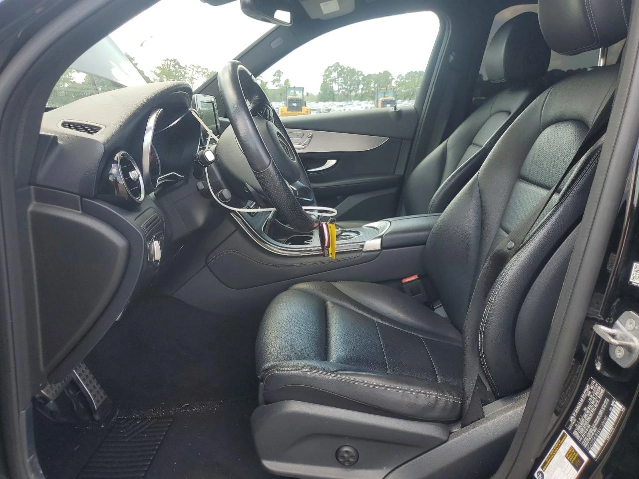 Mercedes-Benz GLC 300 2.0l, снимка 7 - Автомобили и джипове - 56087055