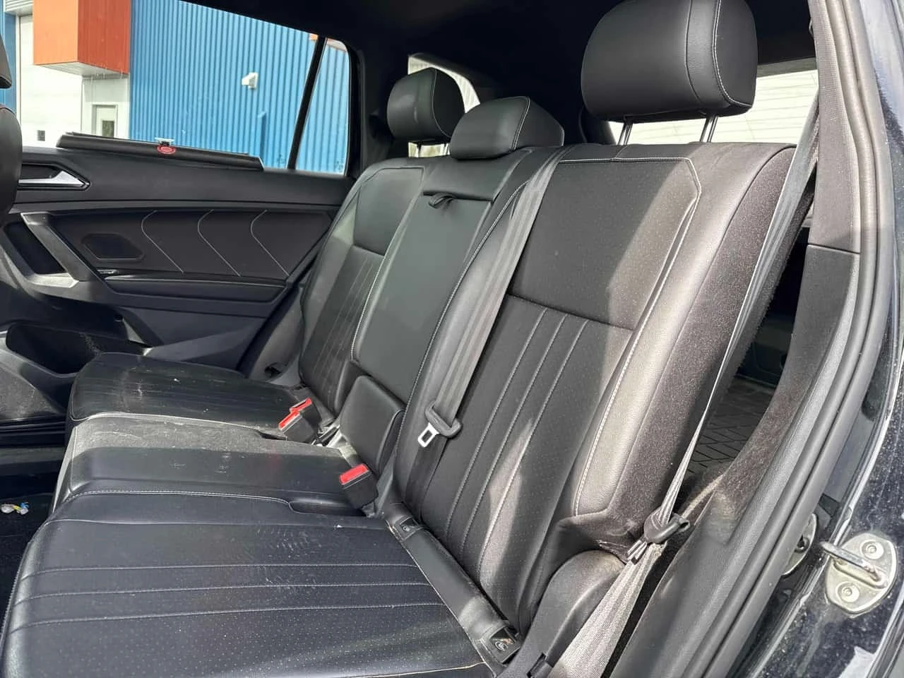 VW Tiguan Comfortline R Line Black Edition * CARFAX  | Mobile.bg � ����������� 10