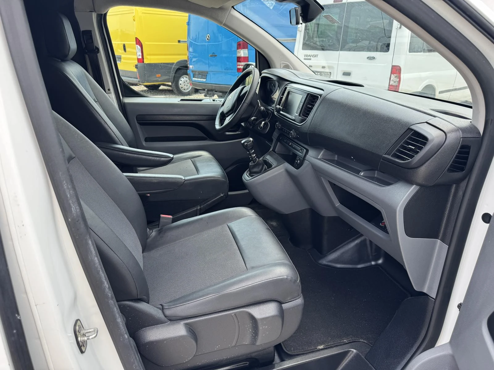 Peugeot Expert КАТО НОВ!!!, КЛИМА, EURO6X - изображение 8