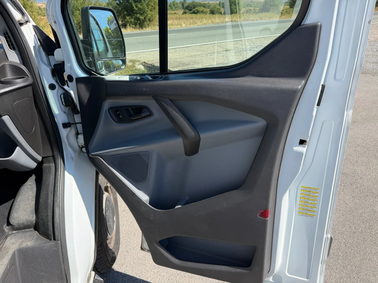Ford Transit Custom 2.2 TDCI EURO 5B, снимка 10 - Бусове и автобуси - 56199619