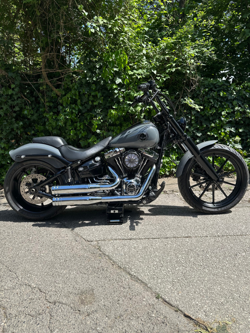Harley-Davidson Softail Breakout FXSB Custom , снимка 3 - Мотоциклети и мототехника - 46064727