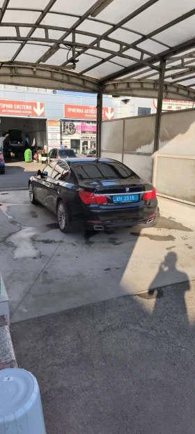 BMW 740, снимка 2