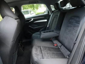 Audi A6 2.0TDI/Distronic/Side Assist/Pasenger Disp./Камера, снимка 9