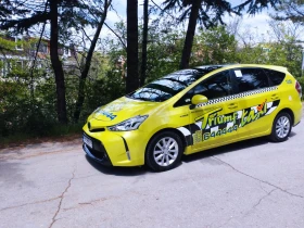 Toyota Prius 1.8 Hybrid , 7 seats, снимка 2