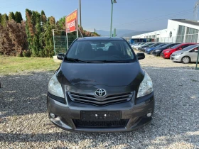 Обява за продажба на Toyota Corolla verso 2.0 D4D ~8 800 лв. - изображение 1