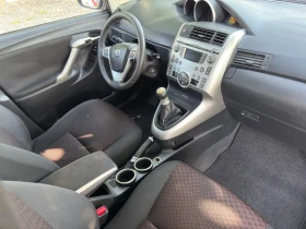 Обява за продажба на Toyota Corolla verso 2.0 D4D ~8 800 лв. - изображение 10