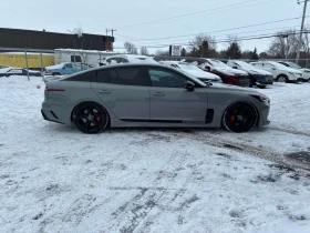 Kia Stinger * AWD * CARFAX * ПАНО * KEYLESS * ПОДГРЕВИ, снимка 3 - Автомобили и джипове - 53637913