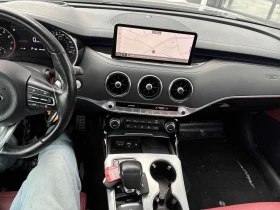 Kia Stinger * AWD * CARFAX * ПАНО * KEYLESS * ПОДГРЕВИ, снимка 9 - Автомобили и джипове - 53637913