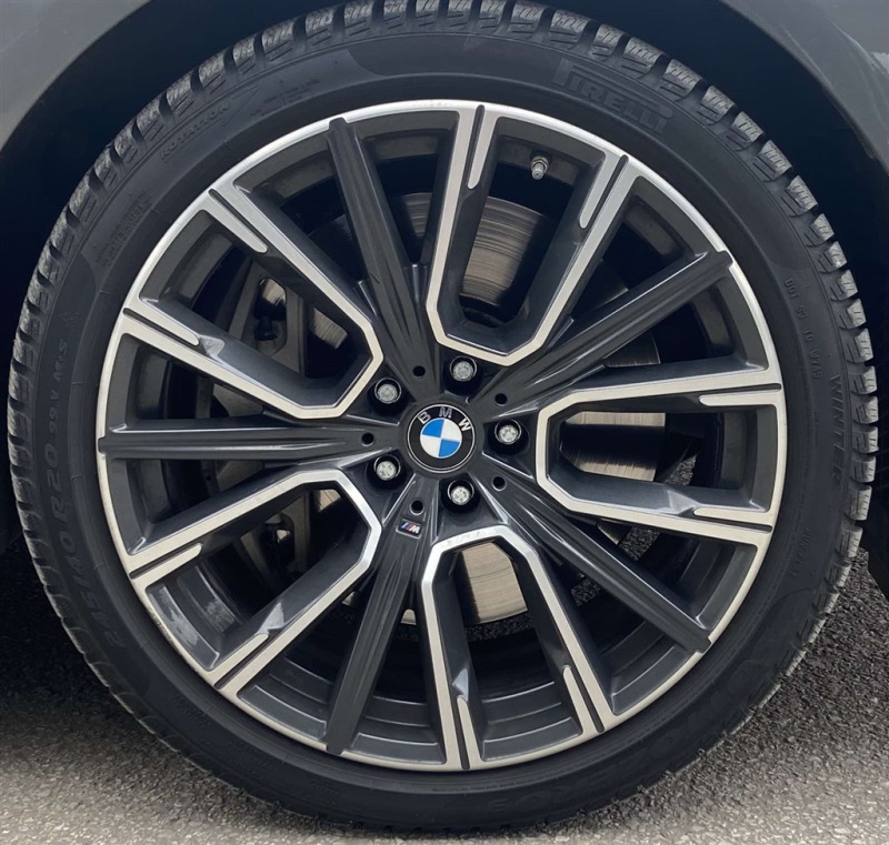 BMW 750 xDrive Sedan, снимка 4 - Автомобили и джипове - 40287764