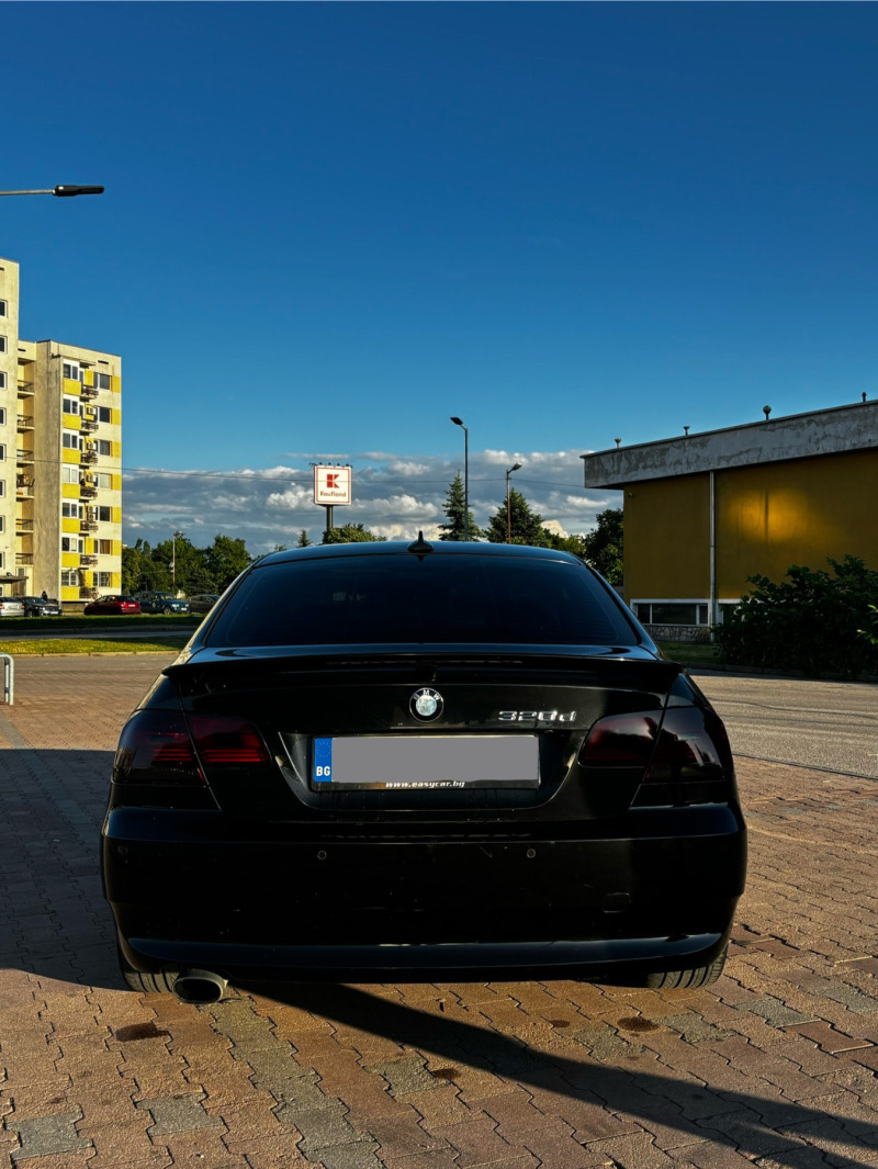 BMW 320, снимка 5 - Автомобили и джипове - 45719239