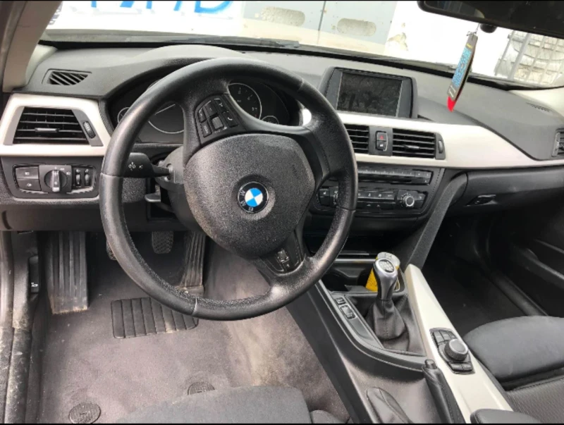 BMW 318, снимка 5 - Автомобили и джипове - 47569889