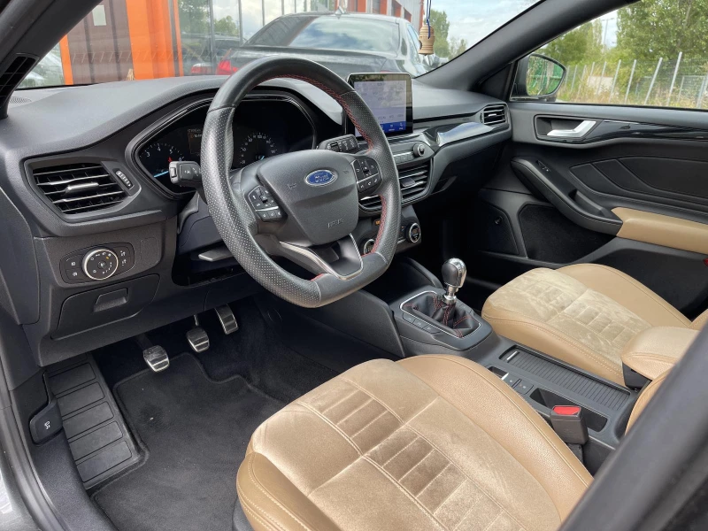 Ford Focus 1.5 ST Line 181 к.с Камера Панорама B&O , снимка 11 - Автомобили и джипове - 47293713