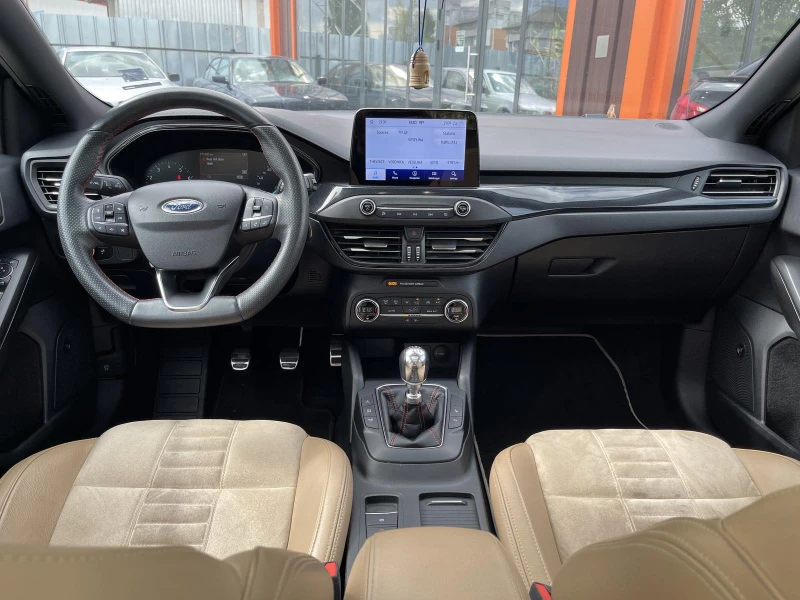 Ford Focus 1.5 ST Line 181 к.с Камера Панорама B&O , снимка 10 - Автомобили и джипове - 47293713