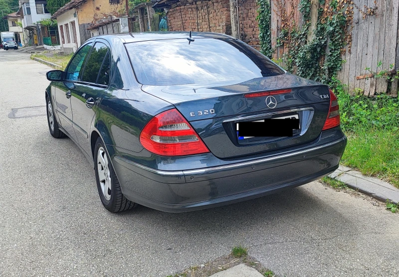 Mercedes-Benz E 320 320 CDI, снимка 1 - Автомобили и джипове - 47398641