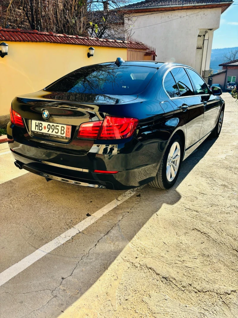 BMW 520, снимка 8 - Автомобили и джипове - 48178747