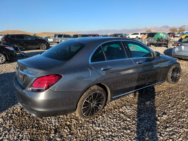 Mercedes-Benz C 300 4MATIC , снимка 2 - Автомобили и джипове - 48402428