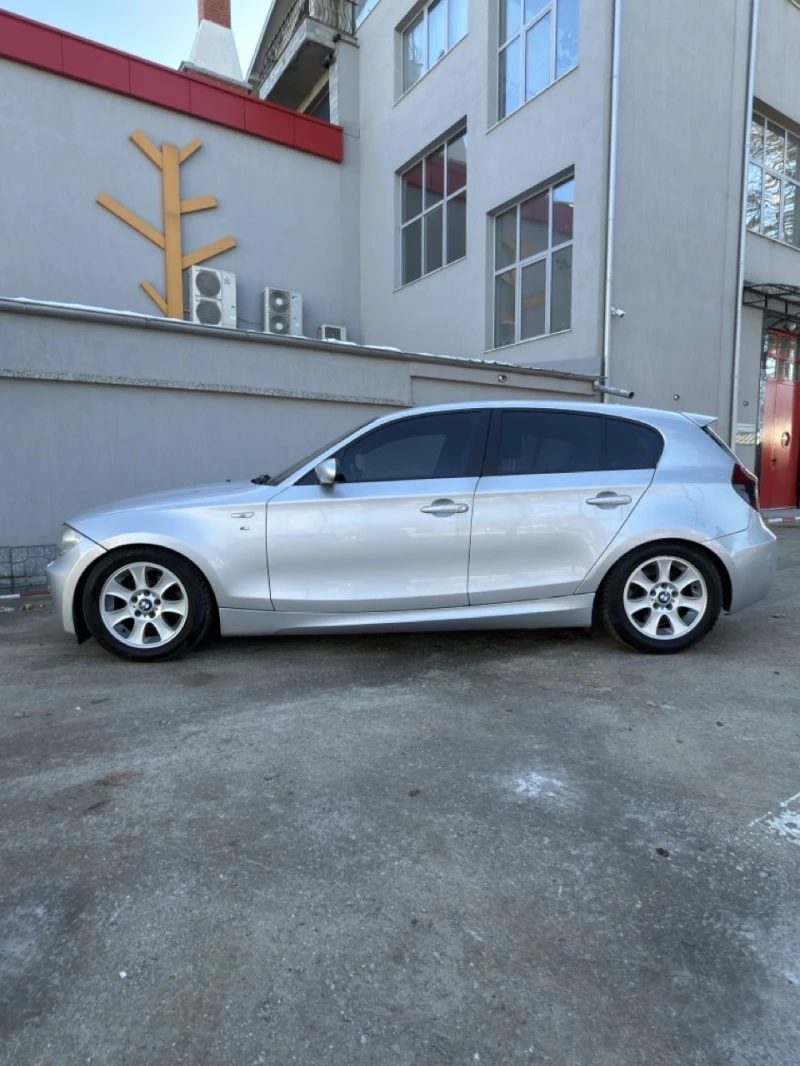 BMW 120 M paket , снимка 7 - Автомобили и джипове - 48745019